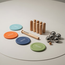 Jeux de plein air publicitaires : frisbees rigides ou pliables, mölkky en bois et pétanque