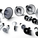 Mégaphone publicitaire personnalisé avec logo pour entreprise et communication événementielle