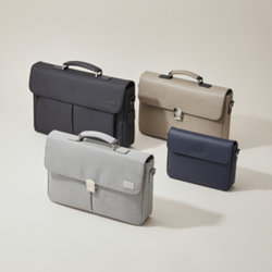 Sacoche porte-document publicitaire personnalisable à vos couleurs Sacoches porte-documents publicitaires en polyester, nylon, RPET et simili-cuir avec bandoulière
