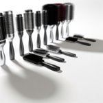 Brosse à cheveux publicitaire personnalisée avec logo pour entreprise et communication