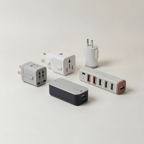 Adaptateurs de voyage publicitaires universels avec ports USB et USB-C, standards multi-pays