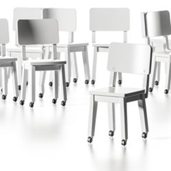 Chaise Publicitaire Personnalisée avec Logo Chaise publicitaire personnalisée avec logo pour entreprise et communication professionnelle
