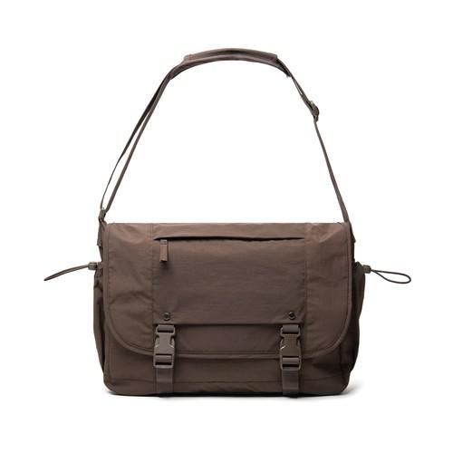 Sac Messager pour ordinateur en PET recyclé Zelvao Marron